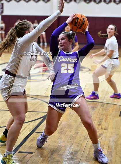 Thumbnail 3 in Central @ Warner photogallery.