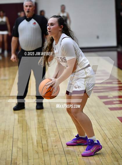 Thumbnail 1 in Central @ Warner photogallery.