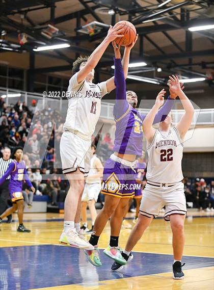 Thumbnail 1 in Pittsford Mendon vs East (NYSPHSAA Section 5 Class A Regional State Qualifier) photogallery.