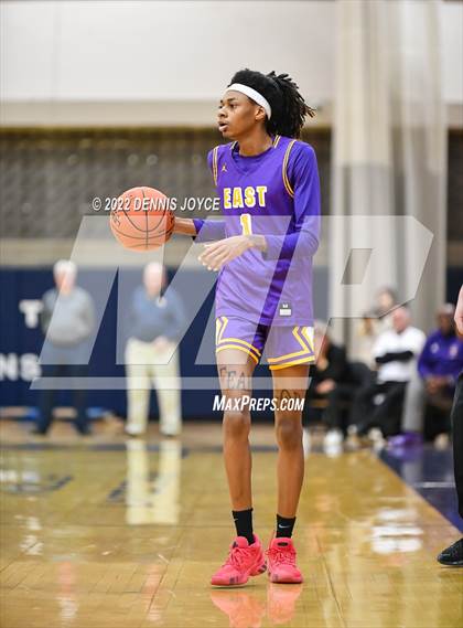 Thumbnail 1 in Pittsford Mendon vs East (NYSPHSAA Section 5 Class A Regional State Qualifier) photogallery.