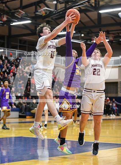 Thumbnail 2 in Pittsford Mendon vs East (NYSPHSAA Section 5 Class A Regional State Qualifier) photogallery.