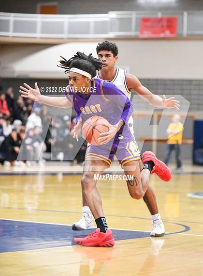 Thumbnail 1 in Pittsford Mendon vs East (NYSPHSAA Section 5 Class A Regional State Qualifier) photogallery.