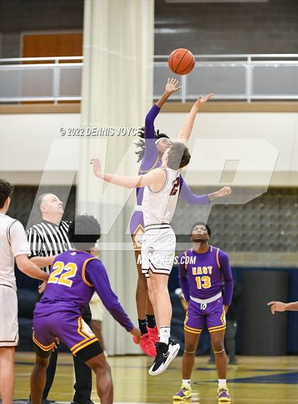 Thumbnail 1 in Pittsford Mendon vs East (NYSPHSAA Section 5 Class A Regional State Qualifier) photogallery.