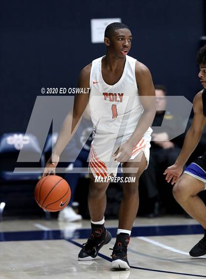 Thumbnail 3 in Capital Christian vs. Poly (MaxPreps MLK Classic) photogallery.