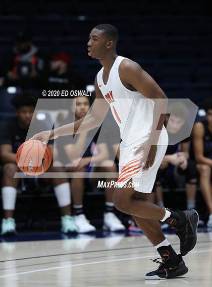 Thumbnail 3 in Capital Christian vs. Poly (MaxPreps MLK Classic) photogallery.