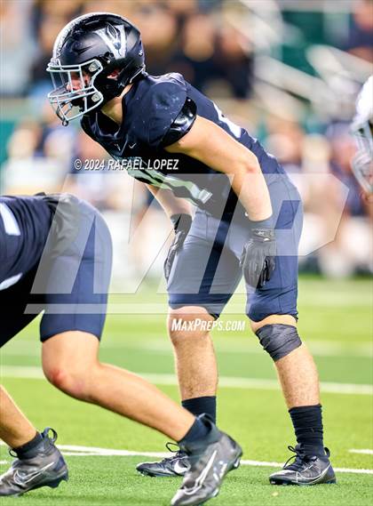 Thumbnail 2 in Vandegrift vs. Summer Creek (UIL 6A D2 Football Semifinal) photogallery.
