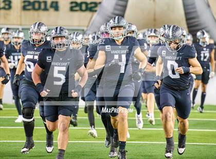 Thumbnail 1 in Vandegrift vs. Summer Creek (UIL 6A D2 Football Semifinal) photogallery.