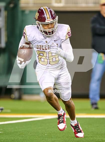 Thumbnail 3 in Vandegrift vs. Summer Creek (UIL 6A D2 Football Semifinal) photogallery.