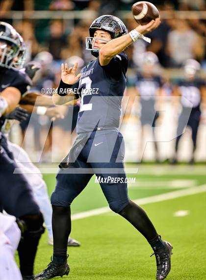Thumbnail 1 in Vandegrift vs. Summer Creek (UIL 6A D2 Football Semifinal) photogallery.