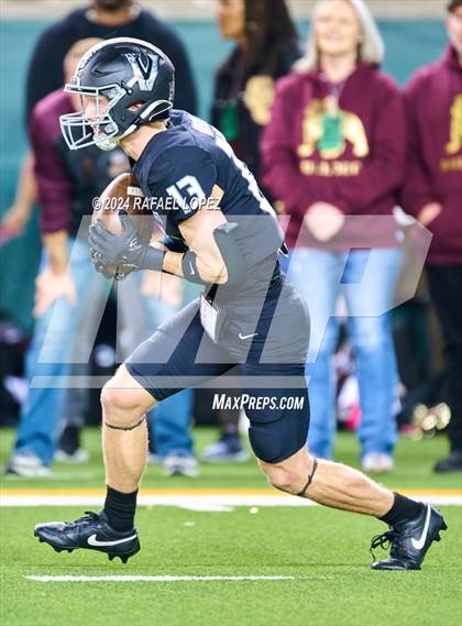 Thumbnail 2 in Vandegrift vs. Summer Creek (UIL 6A D2 Football Semifinal) photogallery.