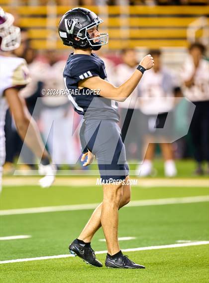 Thumbnail 3 in Vandegrift vs. Summer Creek (UIL 6A D2 Football Semifinal) photogallery.
