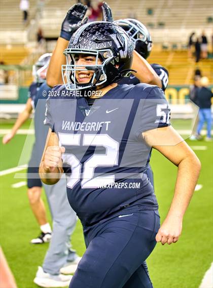 Thumbnail 1 in Vandegrift vs. Summer Creek (UIL 6A D2 Football Semifinal) photogallery.