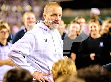 Thumbnail 2 in Vandegrift vs. Summer Creek (UIL 6A D2 Football Semifinal) photogallery.