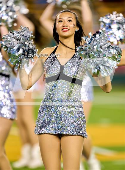Thumbnail 1 in Vandegrift vs. Summer Creek (UIL 6A D2 Football Semifinal) photogallery.