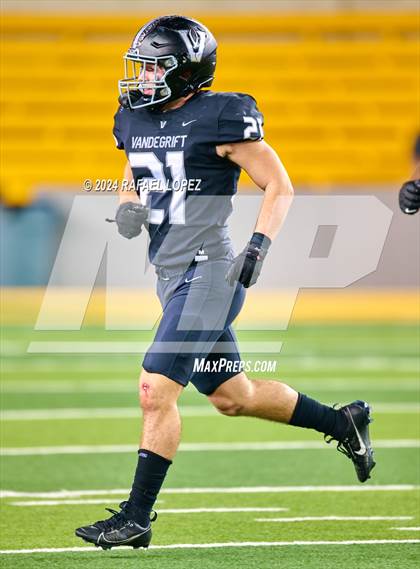 Thumbnail 2 in Vandegrift vs. Summer Creek (UIL 6A D2 Football Semifinal) photogallery.
