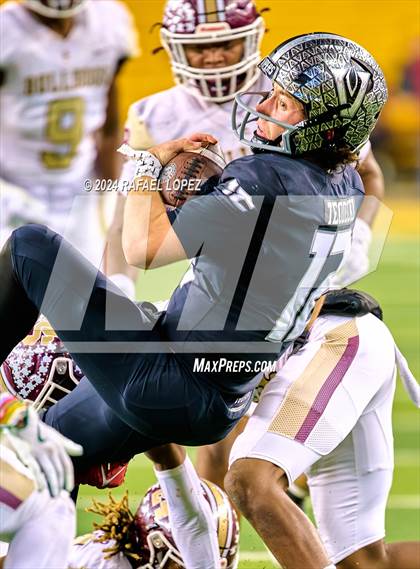 Thumbnail 3 in Vandegrift vs. Summer Creek (UIL 6A D2 Football Semifinal) photogallery.