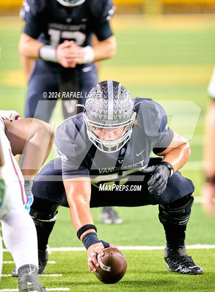 Thumbnail 1 in Vandegrift vs. Summer Creek (UIL 6A D2 Football Semifinal) photogallery.
