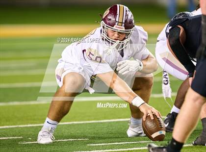 Thumbnail 1 in Vandegrift vs. Summer Creek (UIL 6A D2 Football Semifinal) photogallery.