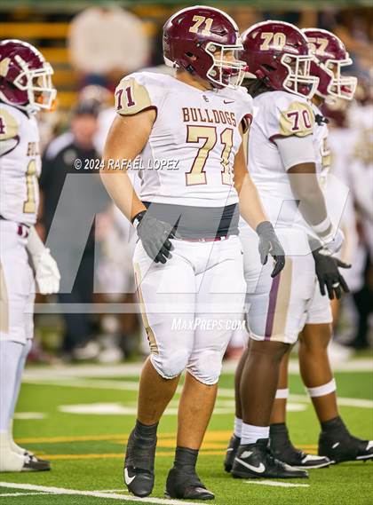 Thumbnail 1 in Vandegrift vs. Summer Creek (UIL 6A D2 Football Semifinal) photogallery.