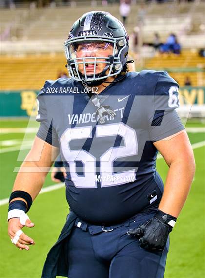 Thumbnail 1 in Vandegrift vs. Summer Creek (UIL 6A D2 Football Semifinal) photogallery.