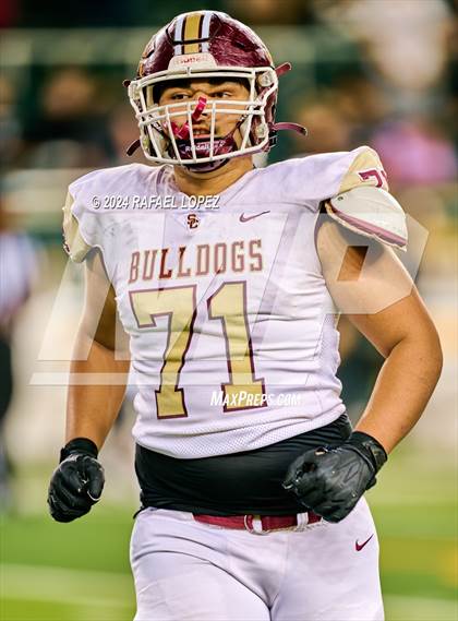 Thumbnail 3 in Vandegrift vs. Summer Creek (UIL 6A D2 Football Semifinal) photogallery.