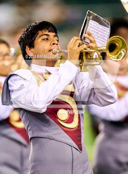 Thumbnail 1 in Vandegrift vs. Summer Creek (UIL 6A D2 Football Semifinal) photogallery.
