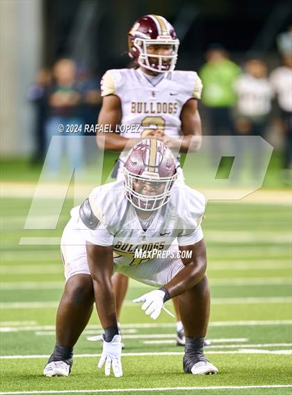 Thumbnail 2 in Vandegrift vs. Summer Creek (UIL 6A D2 Football Semifinal) photogallery.