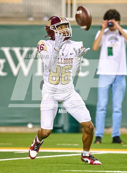 Thumbnail 3 in Vandegrift vs. Summer Creek (UIL 6A D2 Football Semifinal) photogallery.