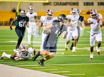 Thumbnail 2 in Vandegrift vs. Summer Creek (UIL 6A D2 Football Semifinal) photogallery.