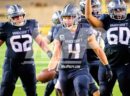 Thumbnail 1 in Vandegrift vs. Summer Creek (UIL 6A D2 Football Semifinal) photogallery.