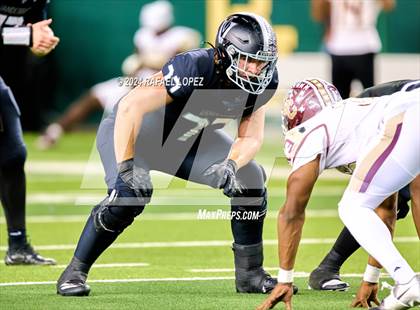 Thumbnail 2 in Vandegrift vs. Summer Creek (UIL 6A D2 Football Semifinal) photogallery.