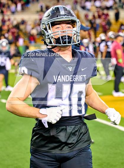 Thumbnail 2 in Vandegrift vs. Summer Creek (UIL 6A D2 Football Semifinal) photogallery.
