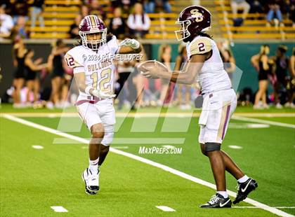 Thumbnail 3 in Vandegrift vs. Summer Creek (UIL 6A D2 Football Semifinal) photogallery.