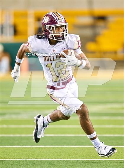 Thumbnail 3 in Vandegrift vs. Summer Creek (UIL 6A D2 Football Semifinal) photogallery.