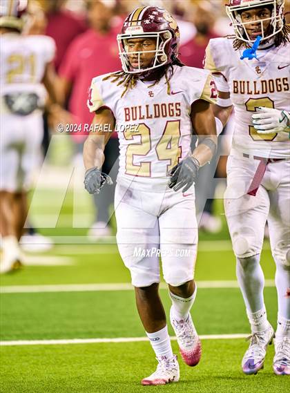 Thumbnail 1 in Vandegrift vs. Summer Creek (UIL 6A D2 Football Semifinal) photogallery.