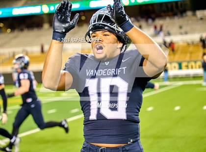 Thumbnail 2 in Vandegrift vs. Summer Creek (UIL 6A D2 Football Semifinal) photogallery.