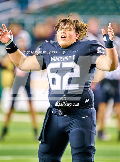 Thumbnail 3 in Vandegrift vs. Summer Creek (UIL 6A D2 Football Semifinal) photogallery.