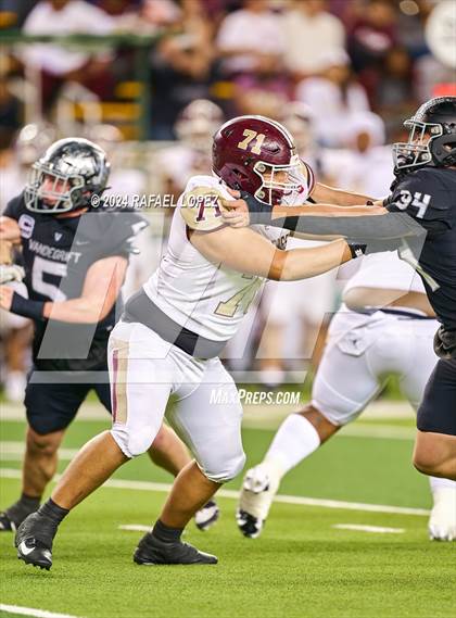 Thumbnail 1 in Vandegrift vs. Summer Creek (UIL 6A D2 Football Semifinal) photogallery.
