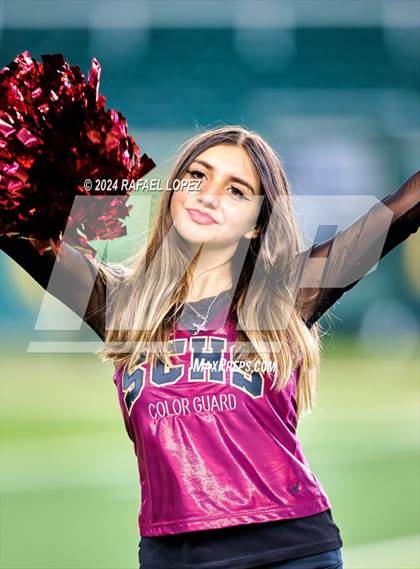 Thumbnail 2 in Vandegrift vs. Summer Creek (UIL 6A D2 Football Semifinal) photogallery.