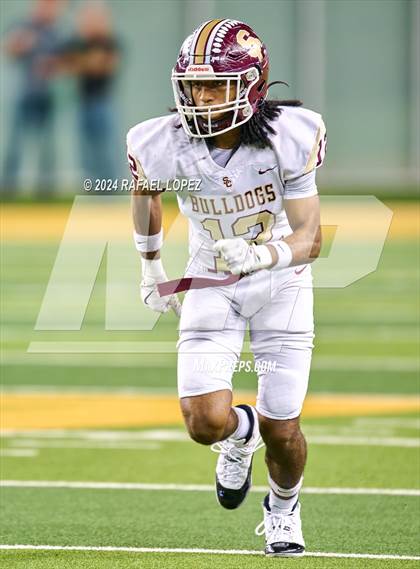 Thumbnail 2 in Vandegrift vs. Summer Creek (UIL 6A D2 Football Semifinal) photogallery.