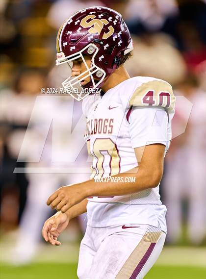 Thumbnail 3 in Vandegrift vs. Summer Creek (UIL 6A D2 Football Semifinal) photogallery.