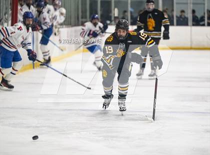 Thumbnail 2 in Fairport @ McQuaid Jesuit photogallery.