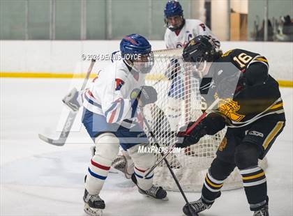 Thumbnail 2 in Fairport @ McQuaid Jesuit photogallery.