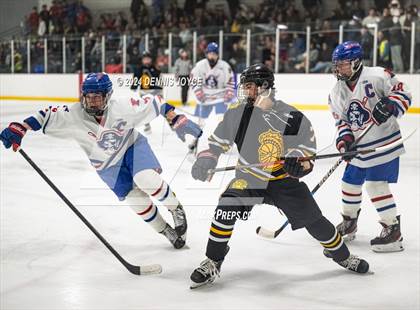 Thumbnail 3 in Fairport @ McQuaid Jesuit photogallery.