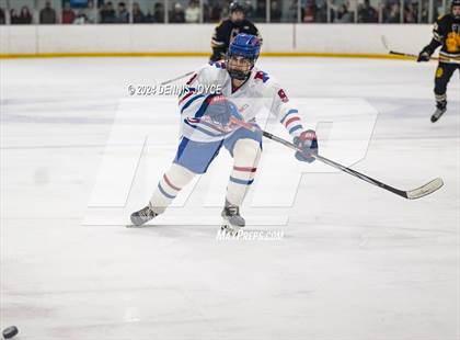 Thumbnail 1 in Fairport @ McQuaid Jesuit photogallery.