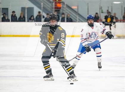Thumbnail 2 in Fairport @ McQuaid Jesuit photogallery.