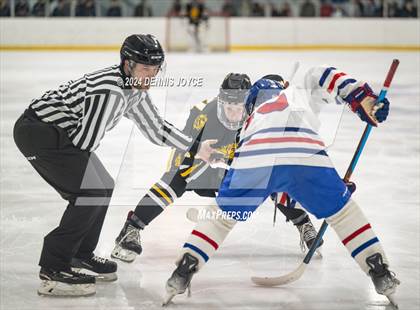 Thumbnail 1 in Fairport @ McQuaid Jesuit photogallery.