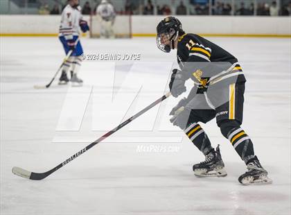 Thumbnail 3 in Fairport @ McQuaid Jesuit photogallery.