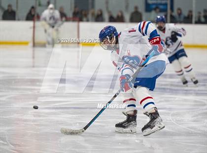 Thumbnail 2 in Fairport @ McQuaid Jesuit photogallery.
