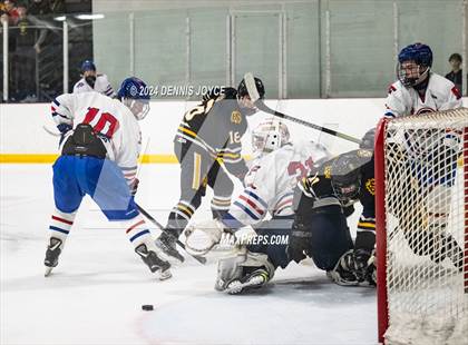 Thumbnail 1 in Fairport @ McQuaid Jesuit photogallery.